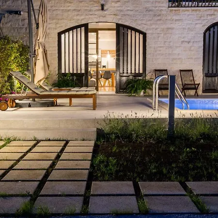 Appartement Melody M With Private Pool Split