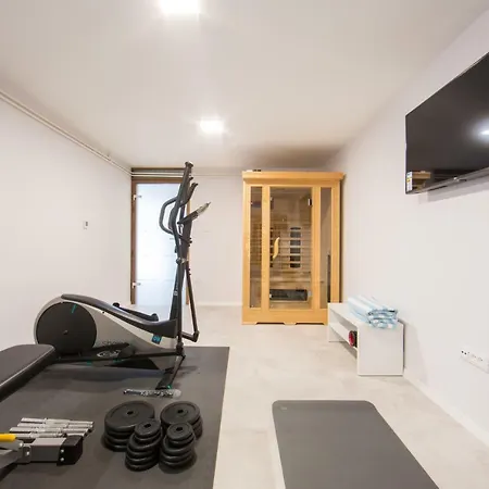 Melody M With Private Pool Apartment